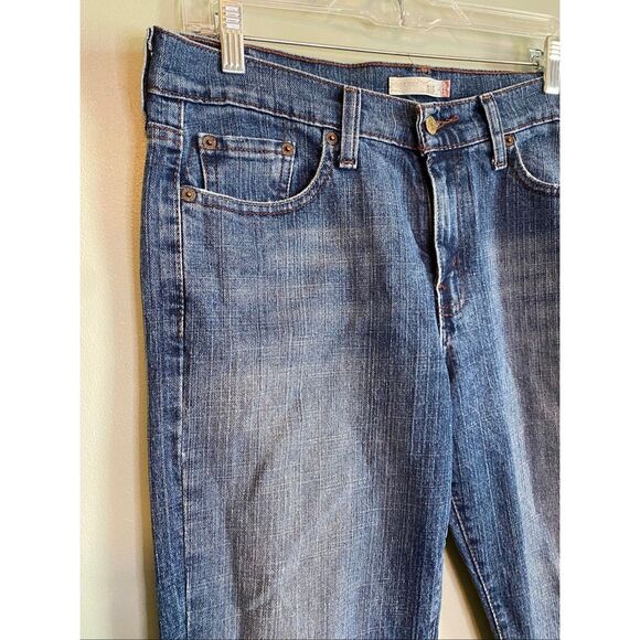 Levi’s Vintage Light Wash 515 Mid Rise Bootcut Jeans Size 10 - Picture 4 of 7